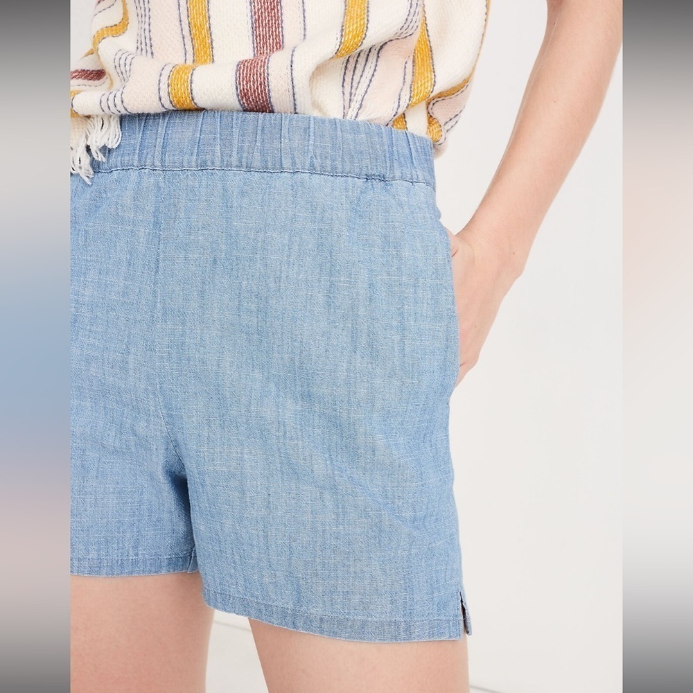 Madewell Light Blue Chambray Elastic Waist Shorts